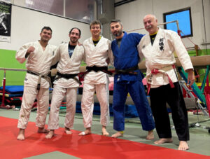 I tecnico Sabatini F, Baldassarri, con Natan Zdzitowiecki al centro, il presidente Calzoni e il Maestro Sabatini R